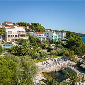 5 bedroom beachfront villa with pool on Ciova Island, Trogir, sleeps 12